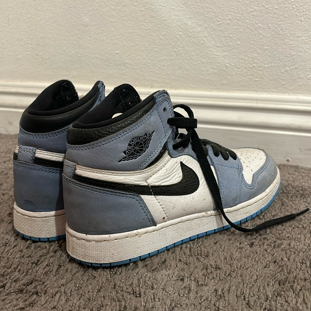 Jordan 1 retro high, university blue